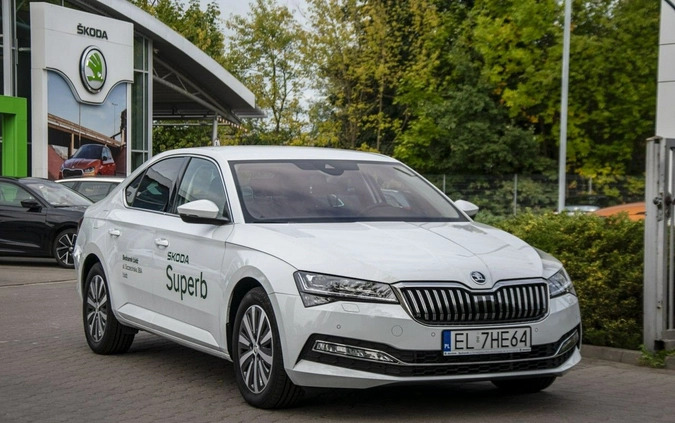 Skoda Superb cena 166500 przebieg: 5, rok produkcji 2023 z Opoczno małe 436